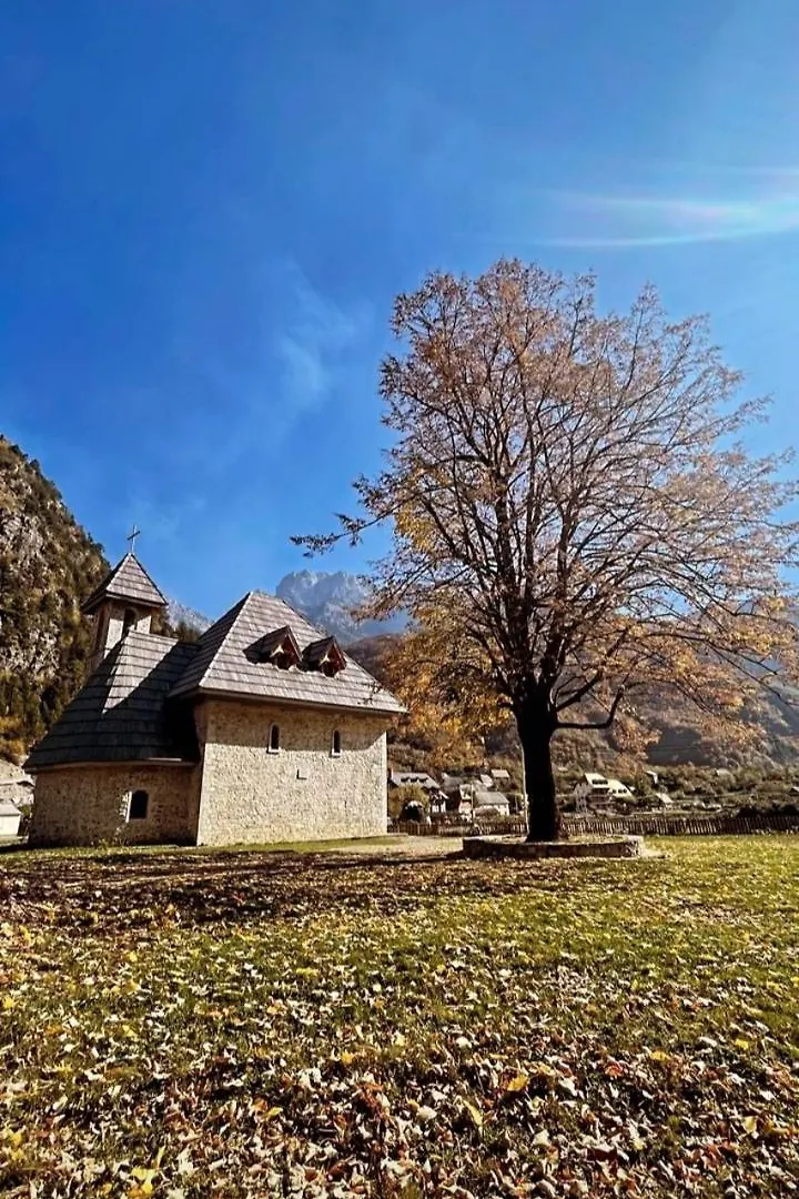 Mikel Center Theth Guesthouse Αλβανία